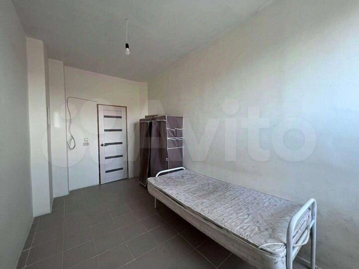 Комната 15 м² в 4-к., 2/4 эт.