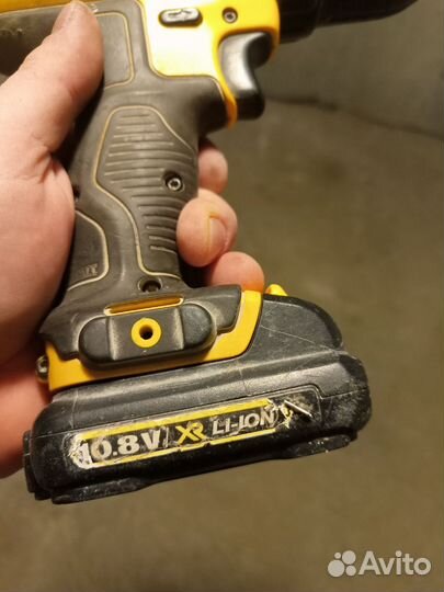 Аккумуляторный шуруповерт