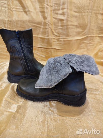 Женские сапоги