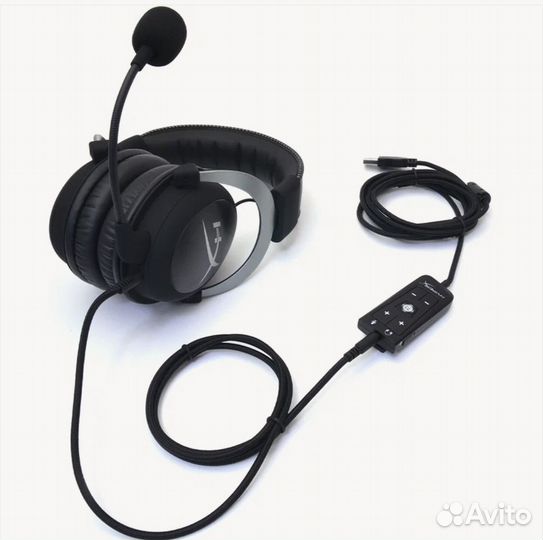 Игровые наушники HyperX Cloud II