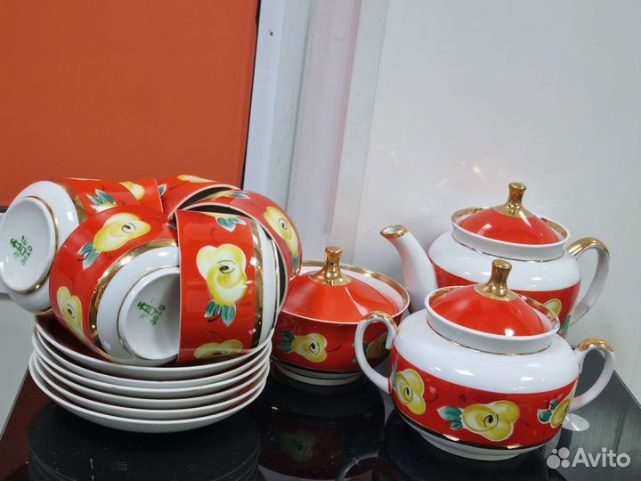 Чайный сервиз, Яблоневый цвет