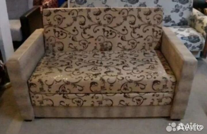 Диван чебурашка