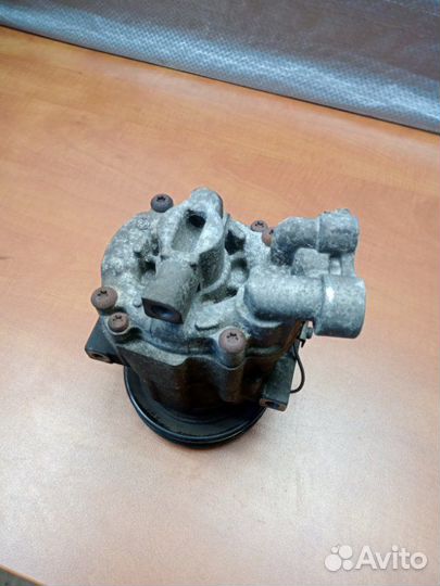 Компрессор кондиционера Nissan Note E11 CR14DE