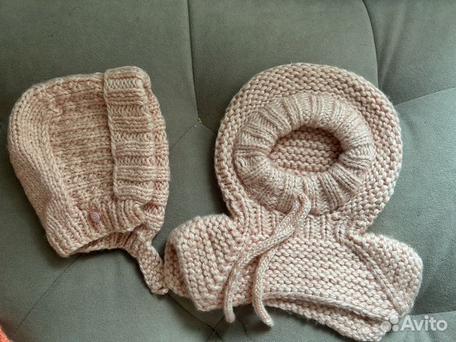 Шапочки и пинетки для девочки