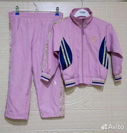 Спорт. костюмы: на 1,5 г., на р.98см, на 5 лет