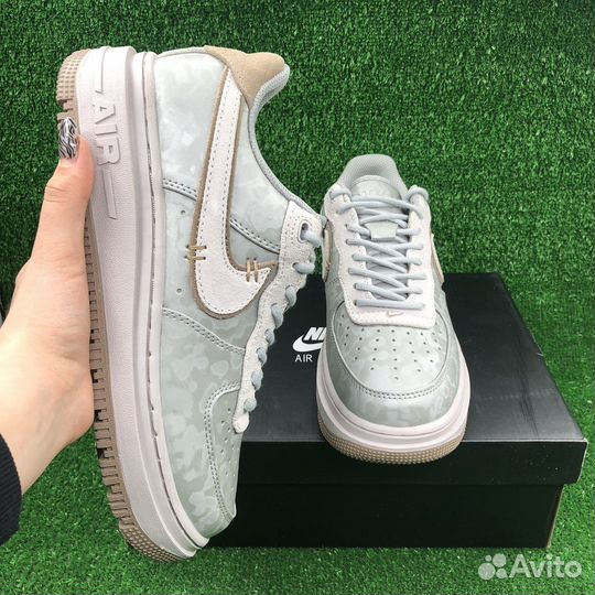 Nike Air Force 1 Luxe Low / Кроссовки мужские