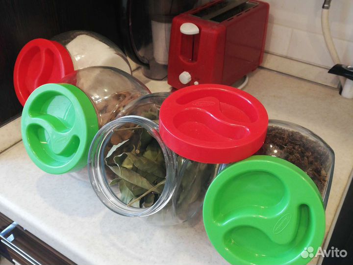 Контейнер банка для хранения