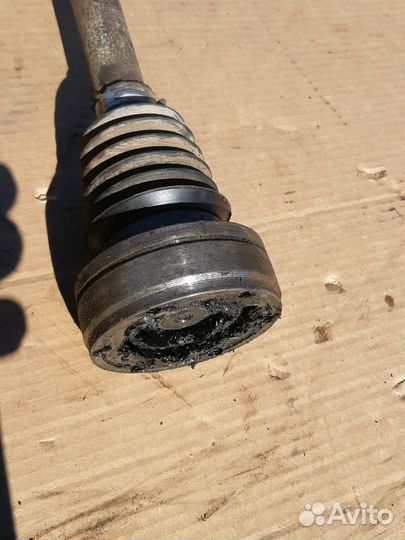 Привод левый Фольксваген Поло 3 94-99г.в