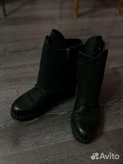 Женская обувь