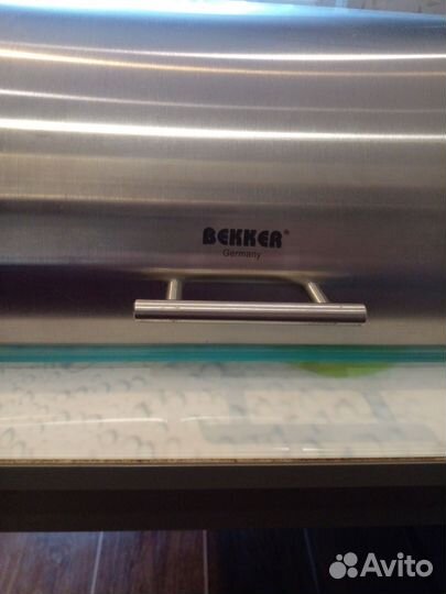 Хлебница Beeker