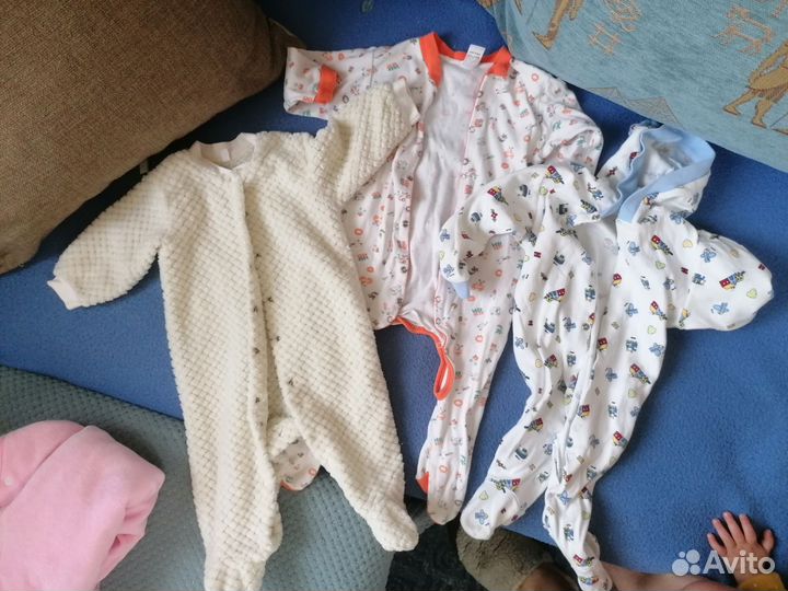Комплект вещей два пакета. Вещи на малышей