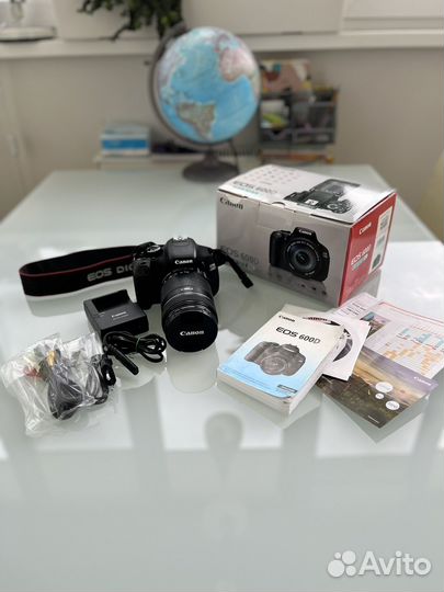 Зеркальный фотоаппарат canon eos 600d 18-135 IS