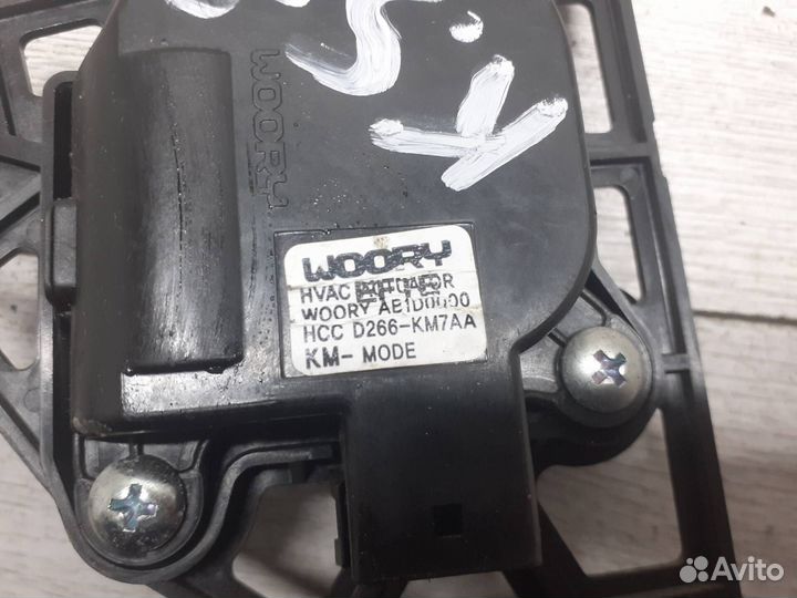 Моторчик заслонки печки Kia Sportage 2