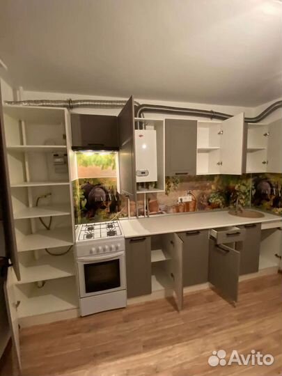 Кухонный гарнитур