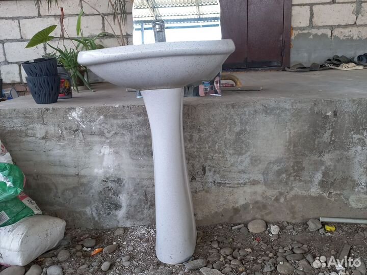 Раковина в ванную бу