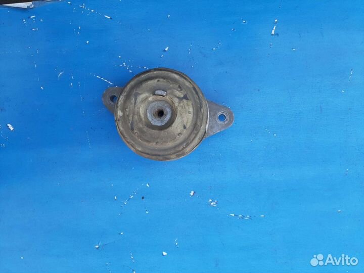 Подушка двигателя Mерседес 221