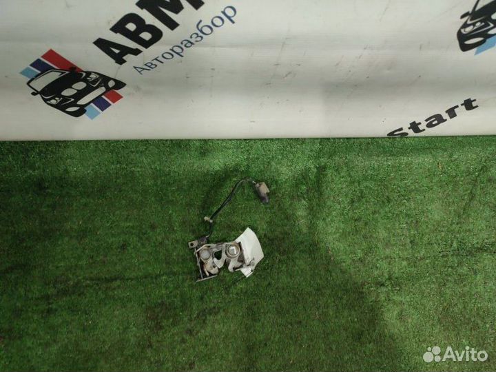 Замок капота левый Bmw X3 F25 N55B30A 2011