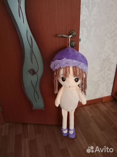 Огромная кукла с пледом внутри