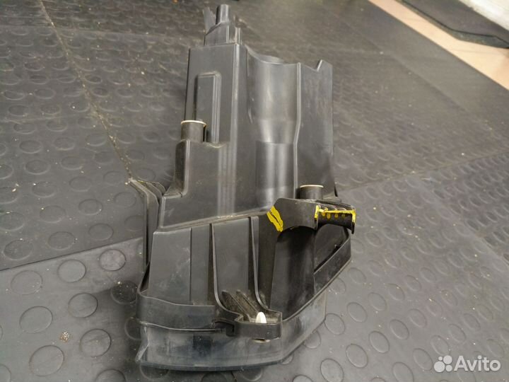 LADA Granta фара правая