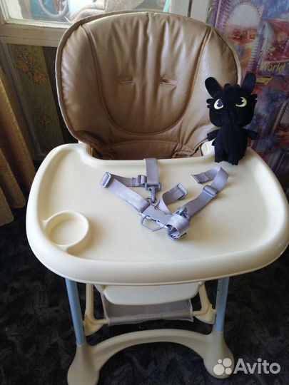 Стульчик для кормления CAM