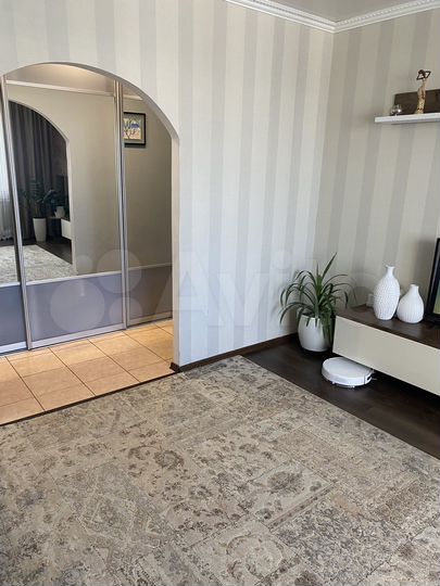 4-к. квартира, 82,2 м², 9/10 эт.