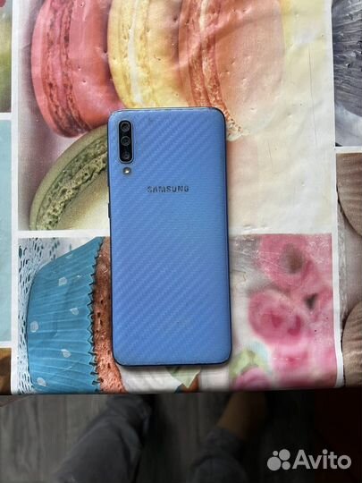 Samsung Galaxy A70, 6/128 ГБ
