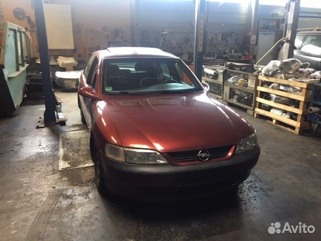 Разбор на запчасти Opel Vectra B