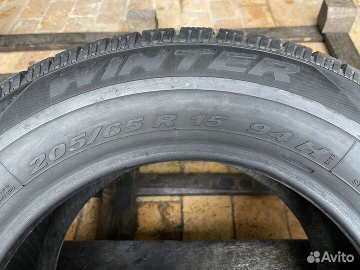 Pirelli Winter 210 Snowsport 205/65 R15