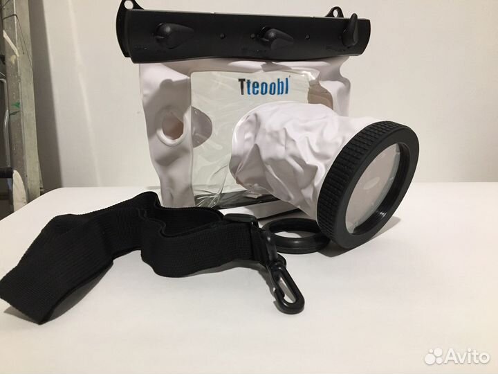 Подводный чехол зеркального фотоаппарата