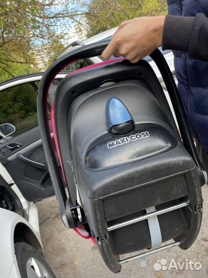 Автолюлька maxi cosi с адаптерами Baby jogger