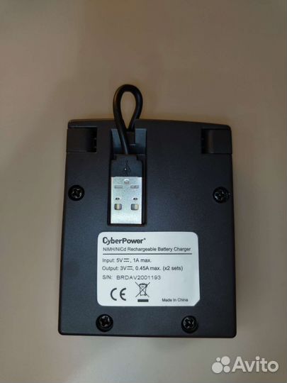 Зарядное устройство CyberPower AA/AAA (NiMH, NiCd)