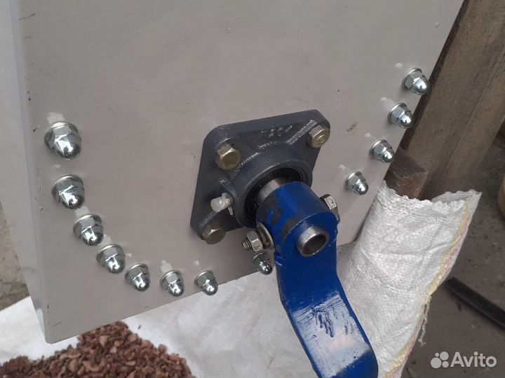 Мельница (рушилка) для кедровых шишек