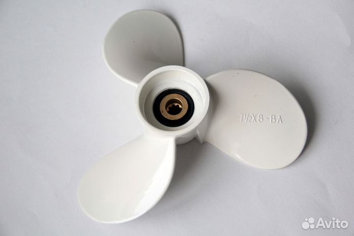 Винт гребной Yamaha 4-5 7 1/2 х 8