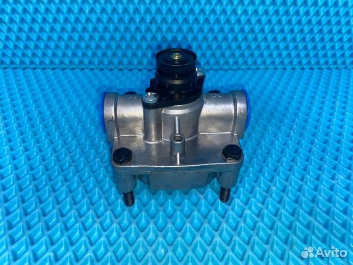 Клапан ускорительный Howo / Sitrak T5G / C7H