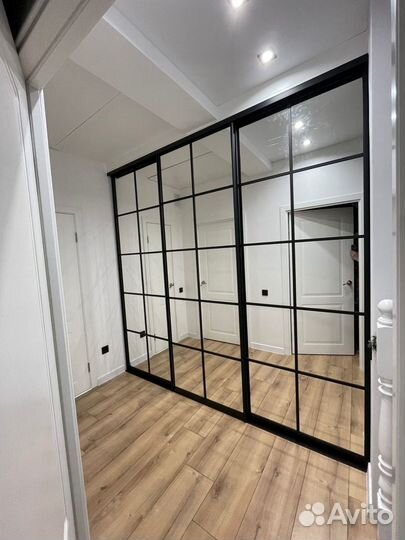 Шкаф стенка