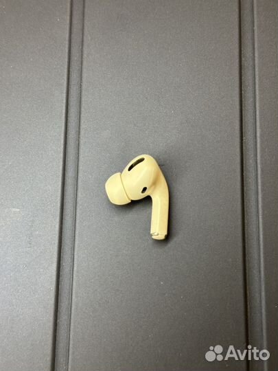 AirPod pro правый