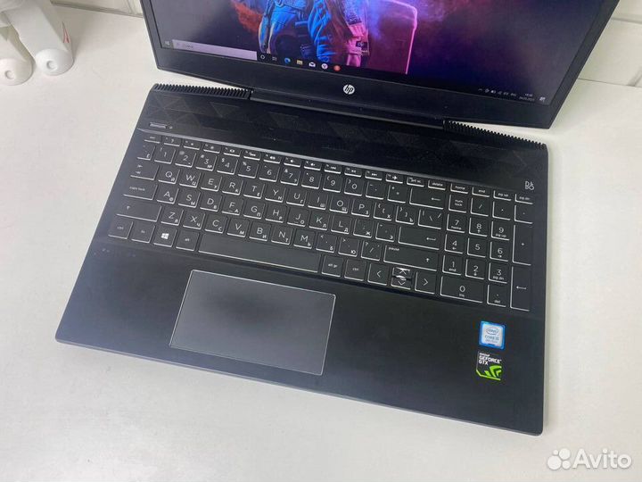 HP pavilion gaming Core i5 8300H/GTX1060/Ram 8gb