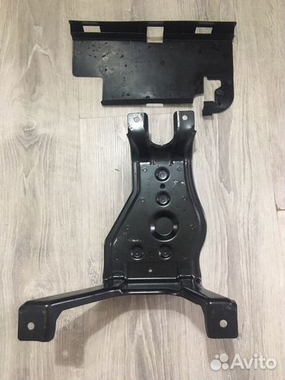 Крепление для аккмулятора