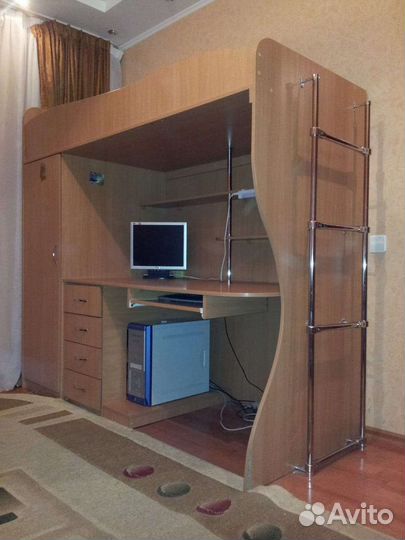 Детская кровать горка (шкаф, стол, спальное место)