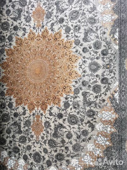 Ковёр иранский