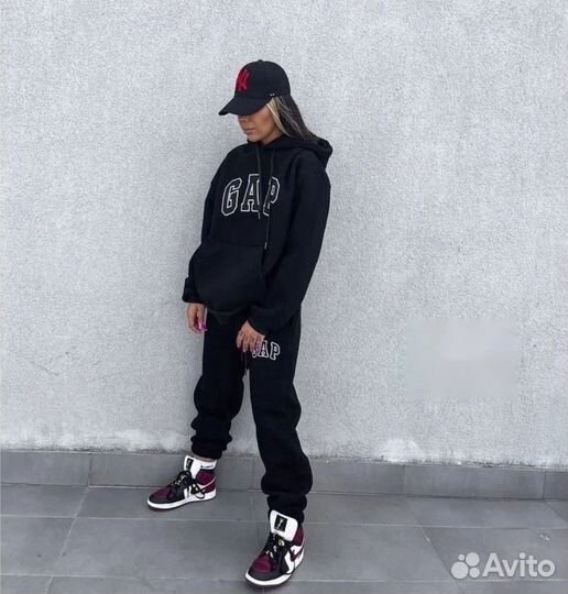 Спортивный костюм женский теплый новый 44, 48