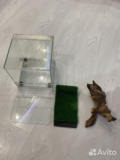 Аквариум/террариум для черепахи 20х20х20