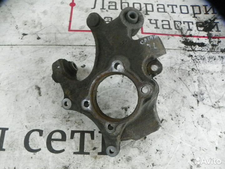 Кулак поворотный задний Hyundai Santa Fe II (2005—