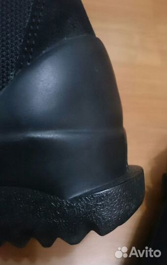 Горные туристические ботинки