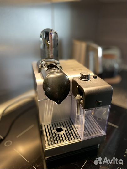 Кофемашина delonghi nespresso 520 S