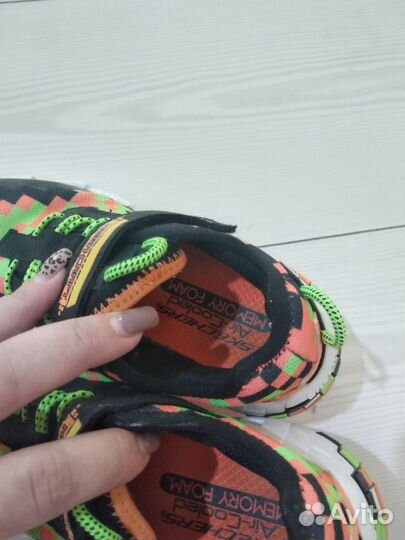 Кроссовки skechers