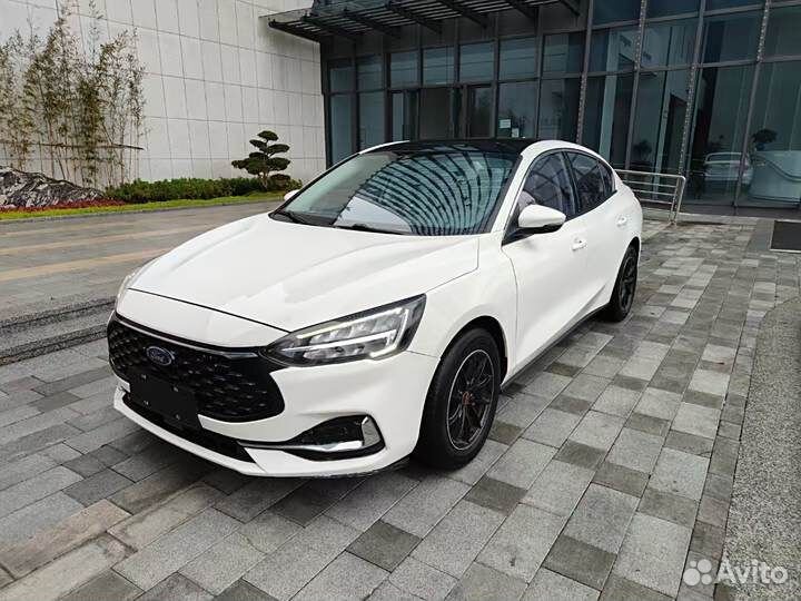 Ford Focus 1.5 AT, 2021, 27 000 км