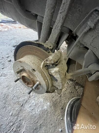 Супорт L/R mitsubishi galant 7