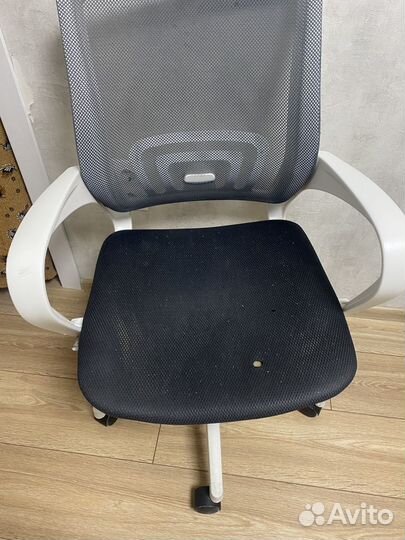 Компьютерное кресло
