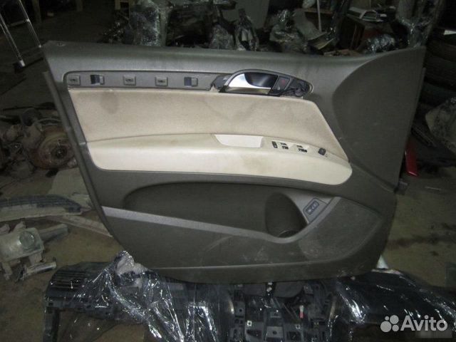 Обивка двери Audi Q7